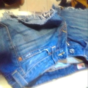 Women's true religion Jean shorts sz 28